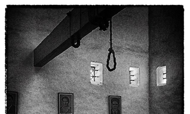 ΣΑΝ ΣΗΜΕΡΑ – 10 Μαΐου 1956: Απαγχονίζονται οι πρωτομάρτυρες της ΕΟΚΑ Καραολής και Δημητρίου