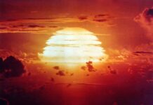 ΣΑΝ ΣΗΜΕΡΑ – 20 Μαΐου 1956: Operation “Redwing”, ρίψη βόμβας υδρογόνου πάνω από το Μπικίνι